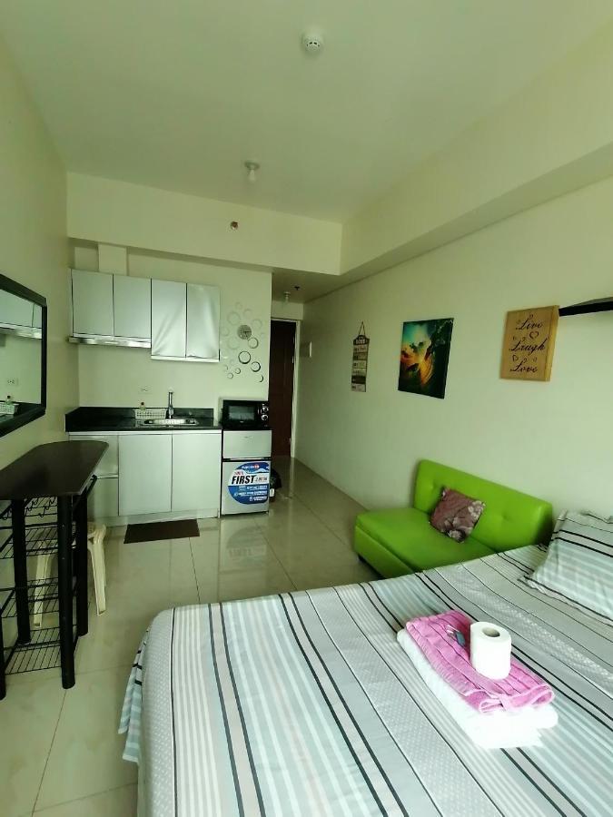 The Beacon Makati Staycation Suites Manila Exterior foto