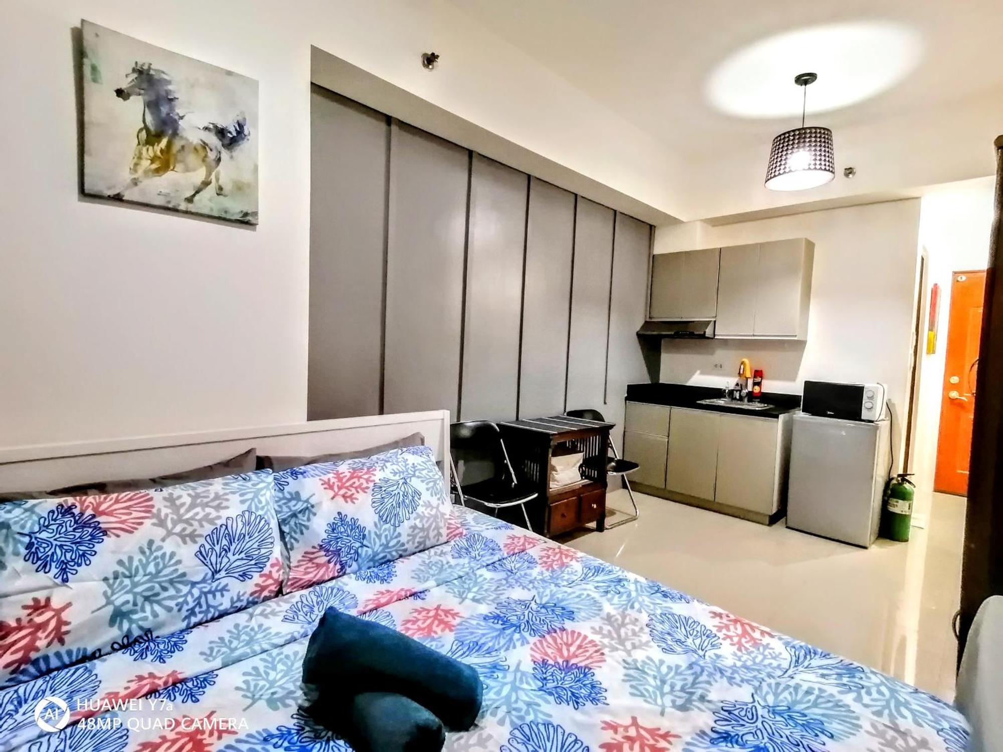 The Beacon Makati Staycation Suites Manila Exterior foto